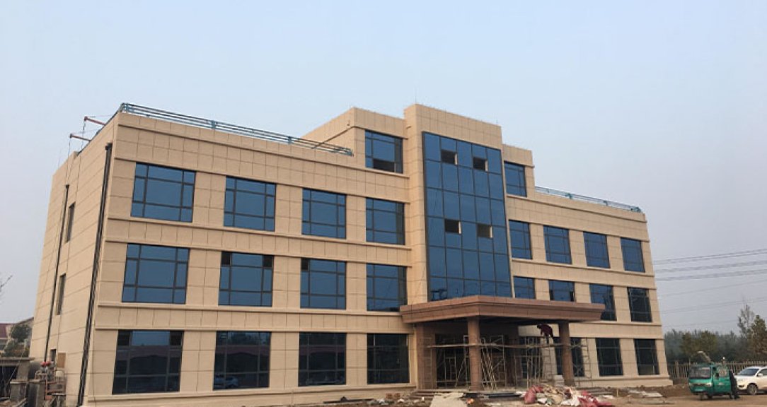 万泰钢结构公司办公楼 picture